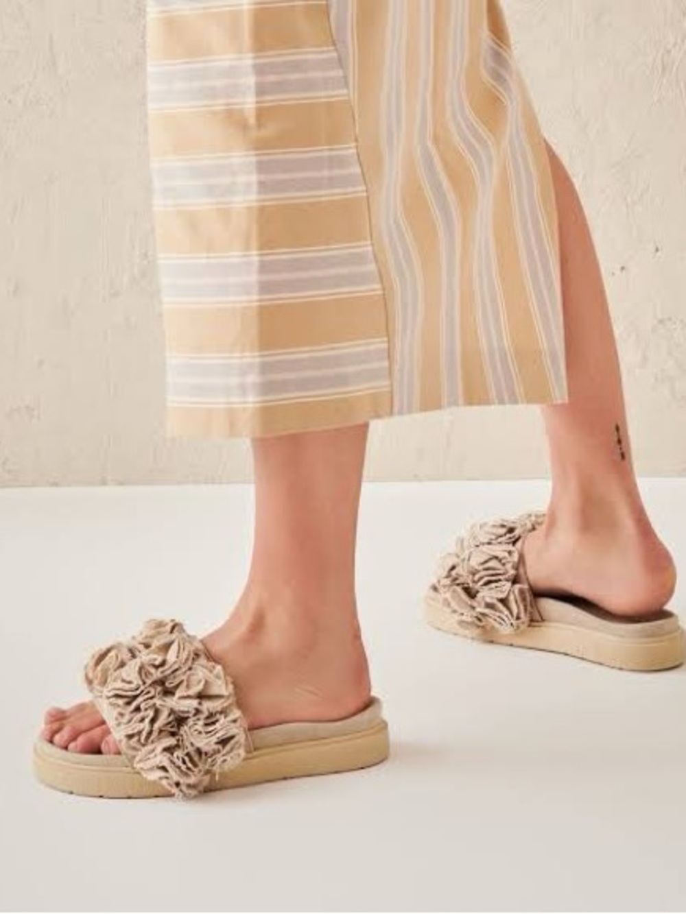 INUIKII LORY LU SLIDE SANDALS